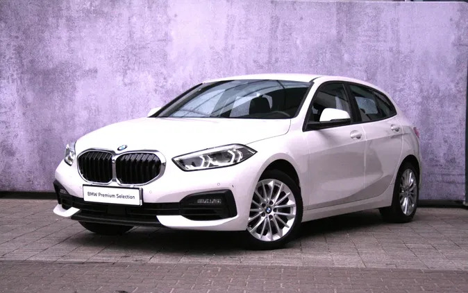 bmw seria 1 mazowieckie BMW Seria 1 cena 99900 przebieg: 55700, rok produkcji 2020 z Rakoniewice